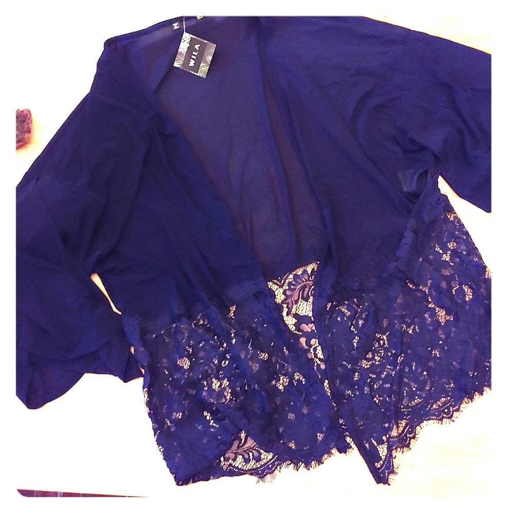 🔖🔖SALE! Blue Lace Kimono 🌸